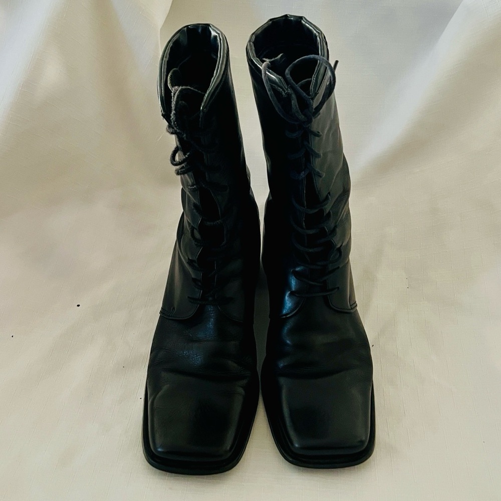 Black Leather Women's Boots / Made in Brazil - Picture 3 of 13